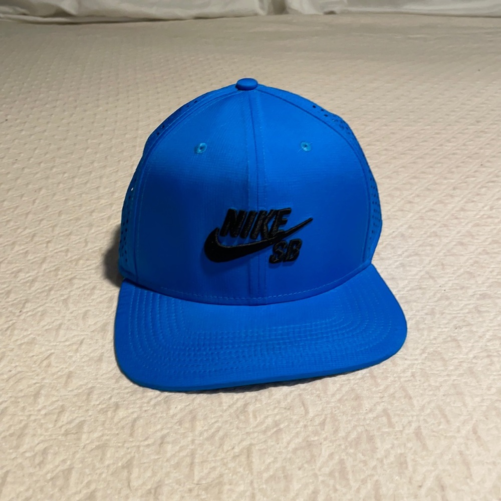 Men’s Nike Hat